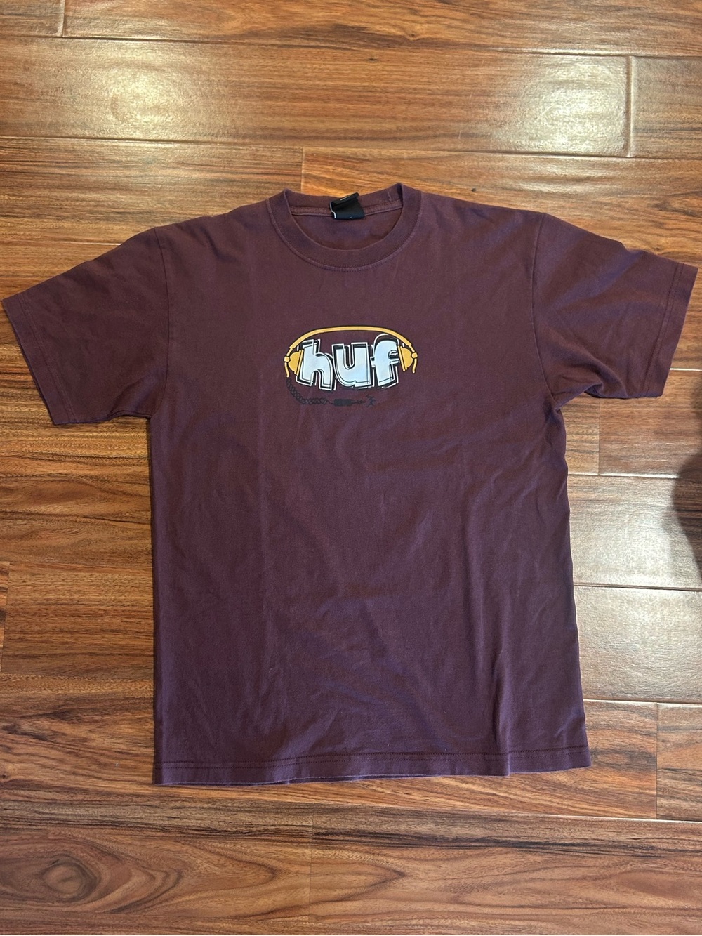 Huf maroon brick red tee shirt men’s medium t shirt